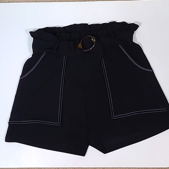 ASOS High Paper Bag Waist Black Shorts w/ Buckle Size 4 - Picture 2 of 7